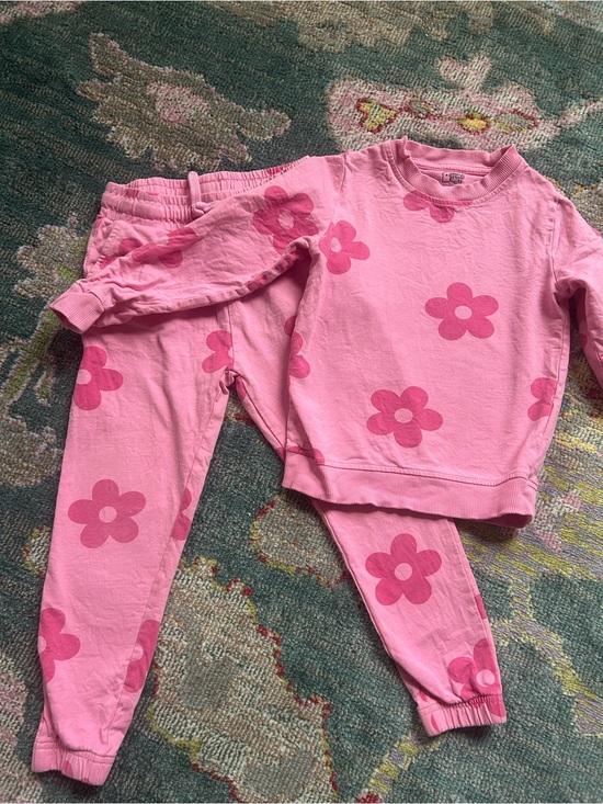 The souled store Other - Girls Pink Floral Matching Set - Cozy Long Sleeve Top/ Jogger Pants 100% cotton